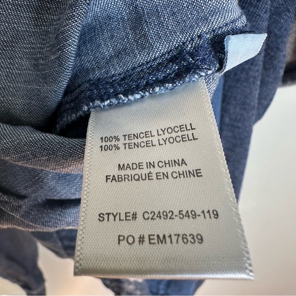 Blue Cloth & Stone Cut-Out Blouse from Anthropologie in size L - Picture 6 of 6